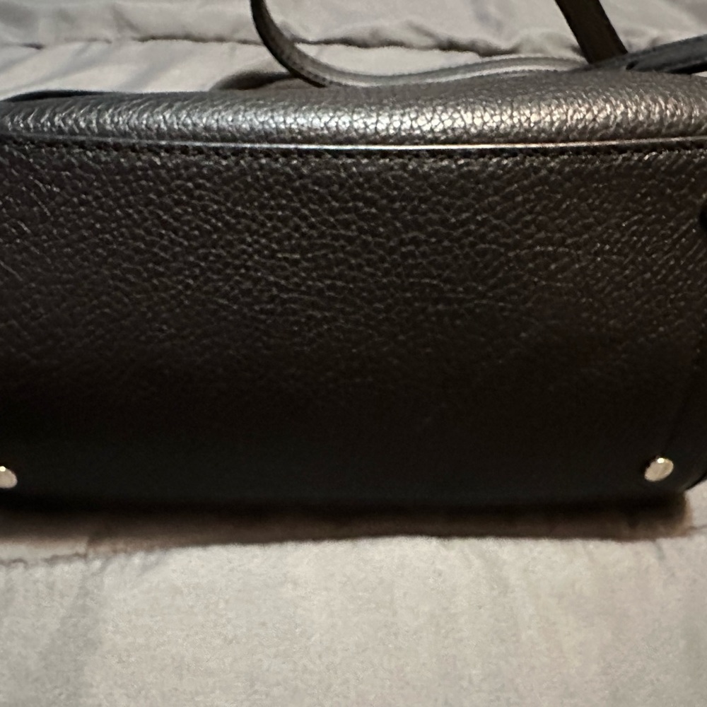 Kate Spade Ella Small Crossbody and matching Wallet - Picture 3 of 8